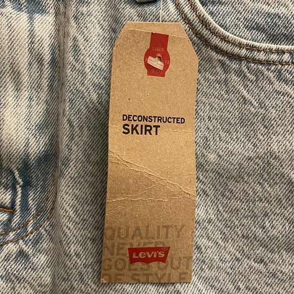 Levi Deconstructed Mini Denim Skirt - Picture 5 of 5